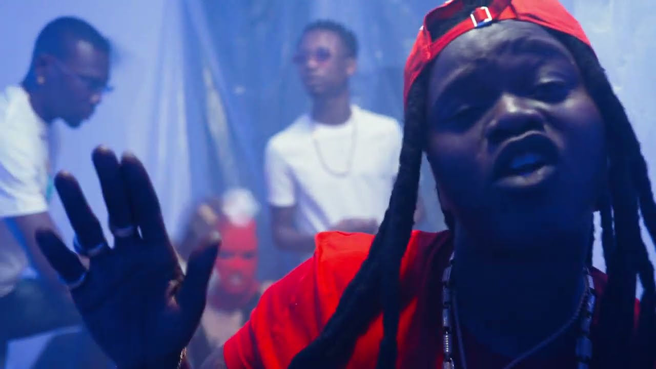Westbank Official ft Poppe - Risico ( Official video)