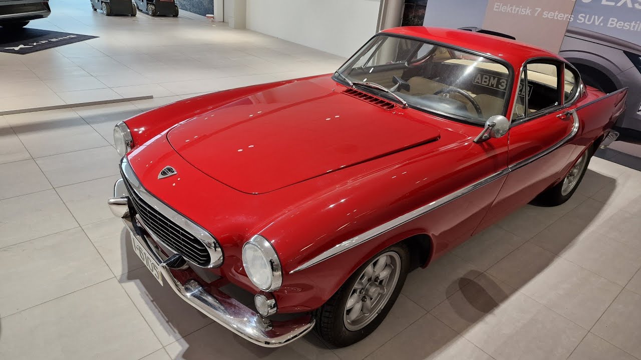 Классический автомобиль Volvo P1800 | Визуальный обзор