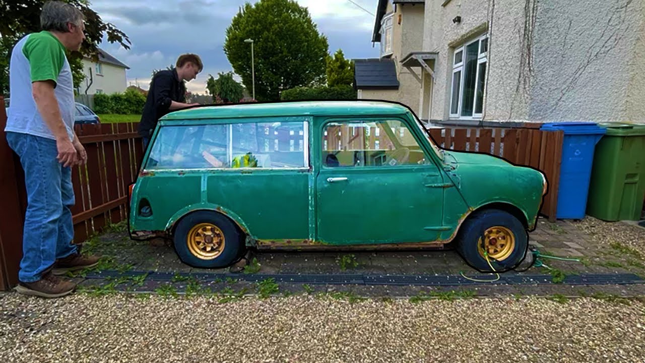 20 Years On The Driveway To Back Driving, BIG BOGEY PART 1 - The Disassembly Of A Classic Mini