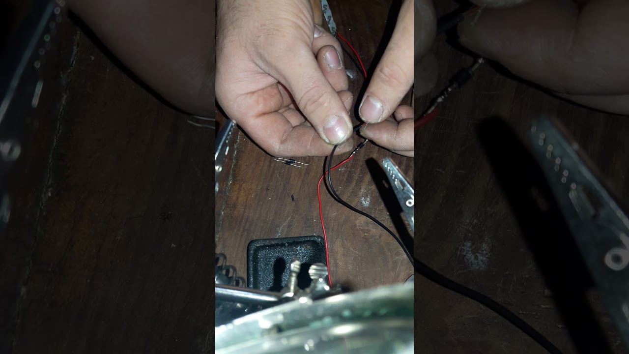 Çamurluk sinyalinde led türü lambayı hem park hem sinyalde yakabilme özelliği getirme