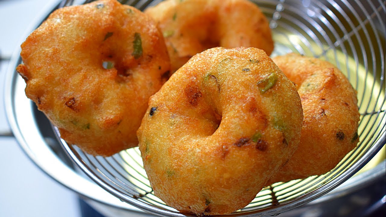 எண்ணெய் குடிக்காத PERFECT மொறு மொறு மெதுவடை | CRISPY MEDU VADA
