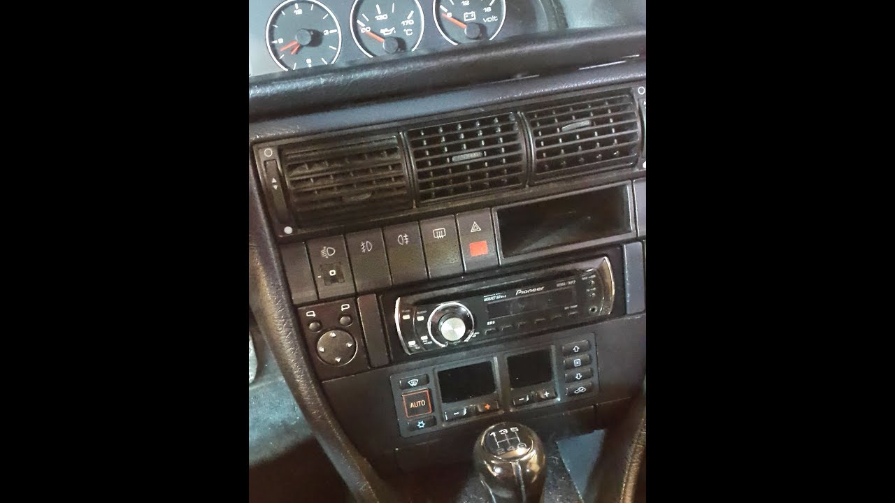 Audi A6 C4 Center console removal How-to