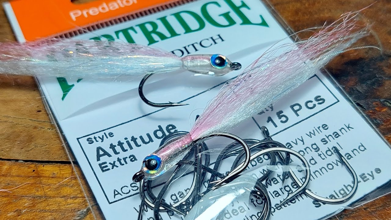 Costruzione mosca Mini Surf Candy streamer da mare per spigole e non solo
