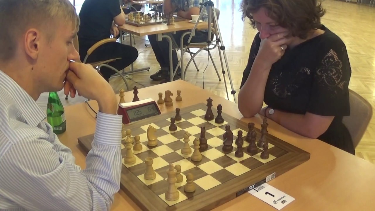 GM Toms Kantans - WGM Dana Reizniece-Ozola, Rapid chess, Pirc Defense