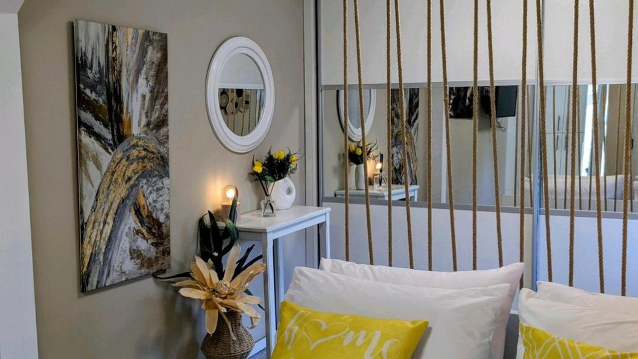 Vergina Luxury Apartment | Vergina, Greece | Hotel Review 🛏️