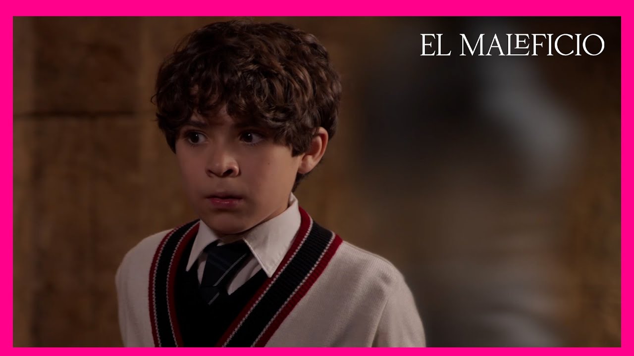 Nora acecha a Juanito en casa de Enrique | El Maleficio 1/4 | Capítulo 45