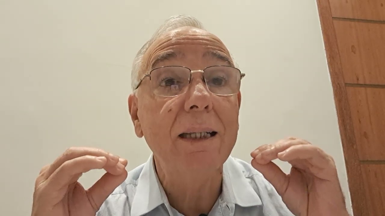 O Eterno EU SOU. Imutável; ainda que alterável em Suas manifestações. 