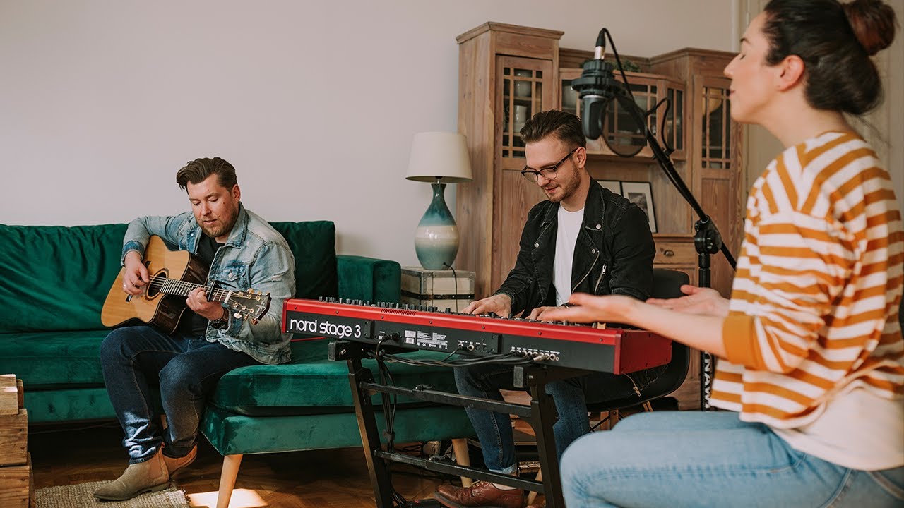 Love So Great Ty Jesteś Wszechmogący   Jest Więcej Worship