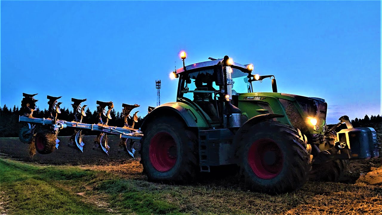 Fendt 828 Vario Starlight Power mit Lemken 6 -Schar Volldrehpflug Juwel 8