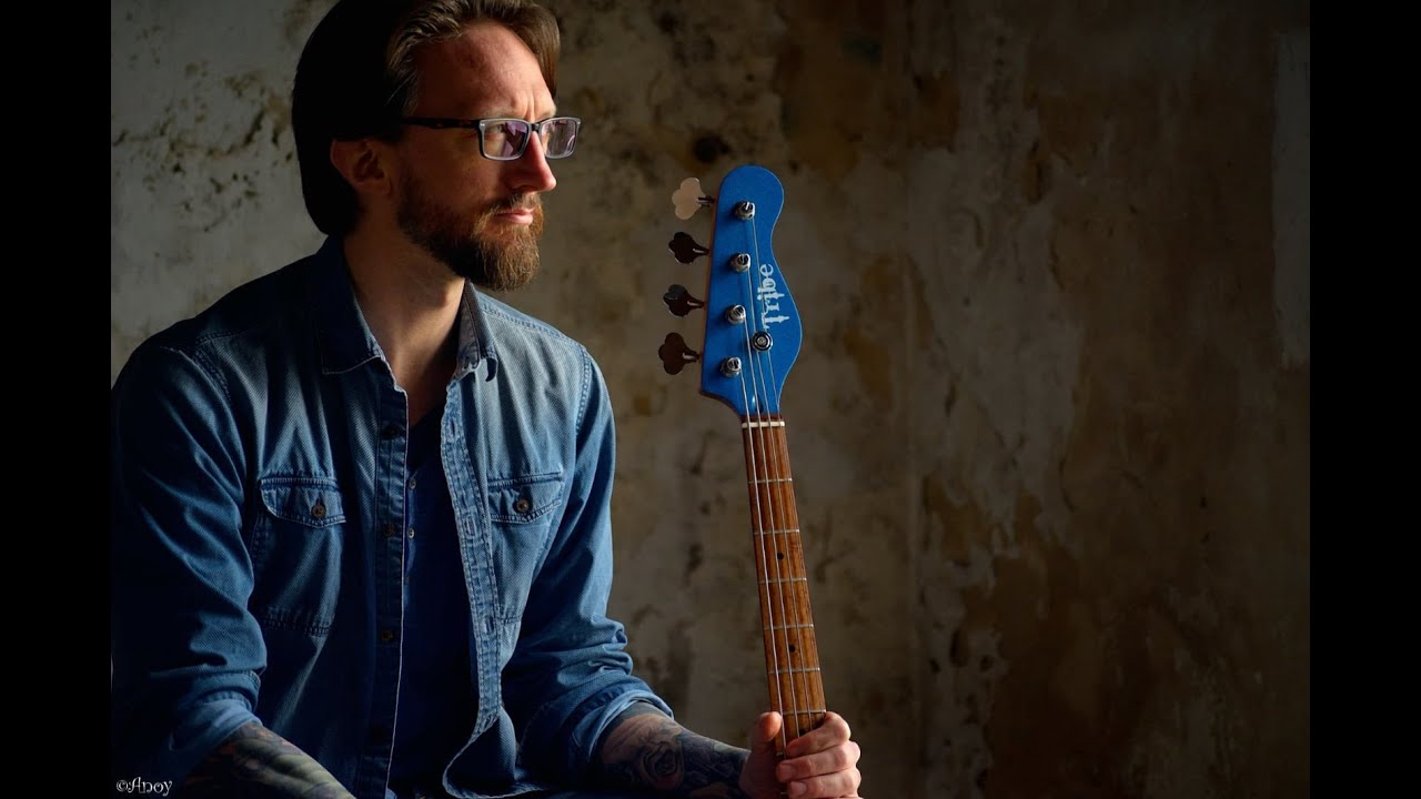 Tribe Shob Signature: Shob plays his Tribe Signature model.