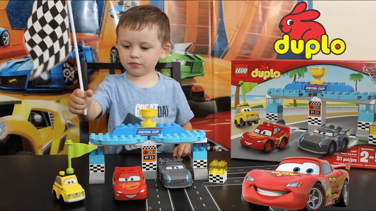 Throwback Thursday:LEGO DUPLO Disney Pixar Cars 3 Piston Cup Race