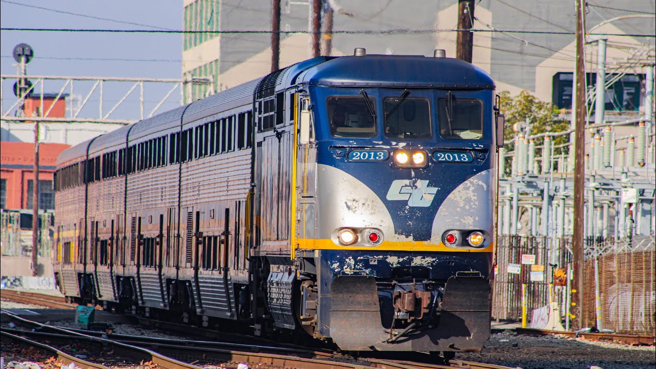 Catching Caltrain Holiday Train and Amtrak at Jack London Square. 12/05/21