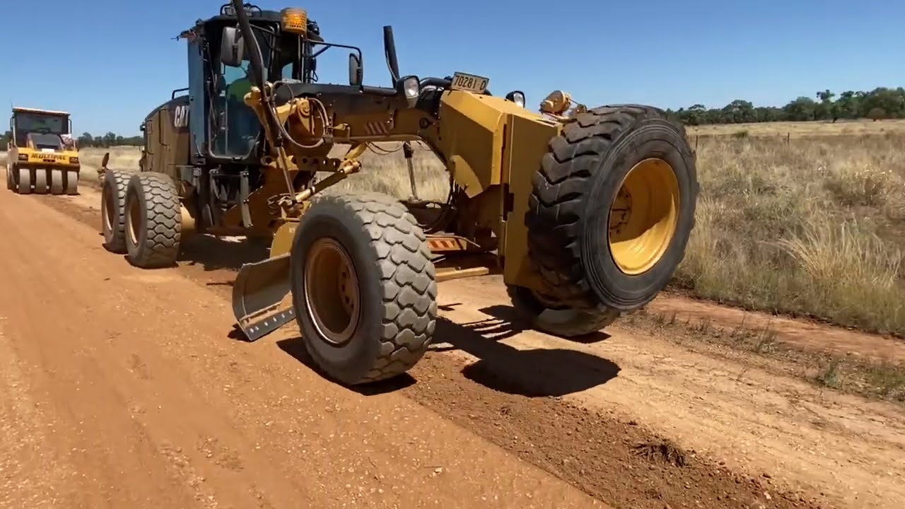 Heavy Grade.  Wide Road.