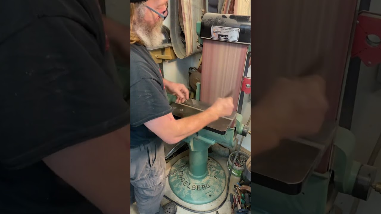 How to sharpen a cabinet scraper #wadkintemple #carpentry #architecture #tool #woodwork
