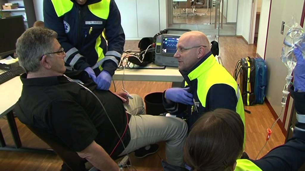 Ambulance Région Bienne (ARB): Déroulement d'une intervention en cas de crise cardiaque