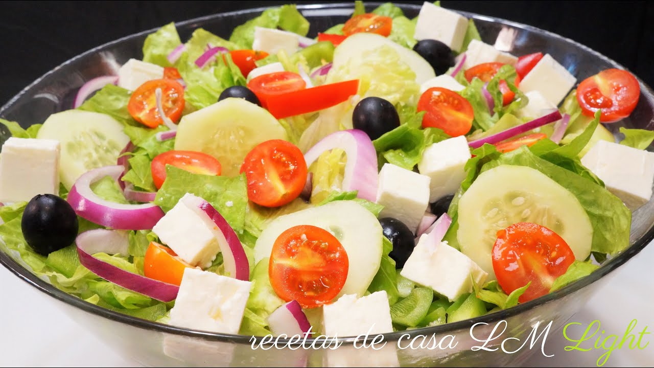 RECETA FÁCIL Y RÁPIDA ENSALADA GRIEGA RICA , SALUDABLE Y LIGHT