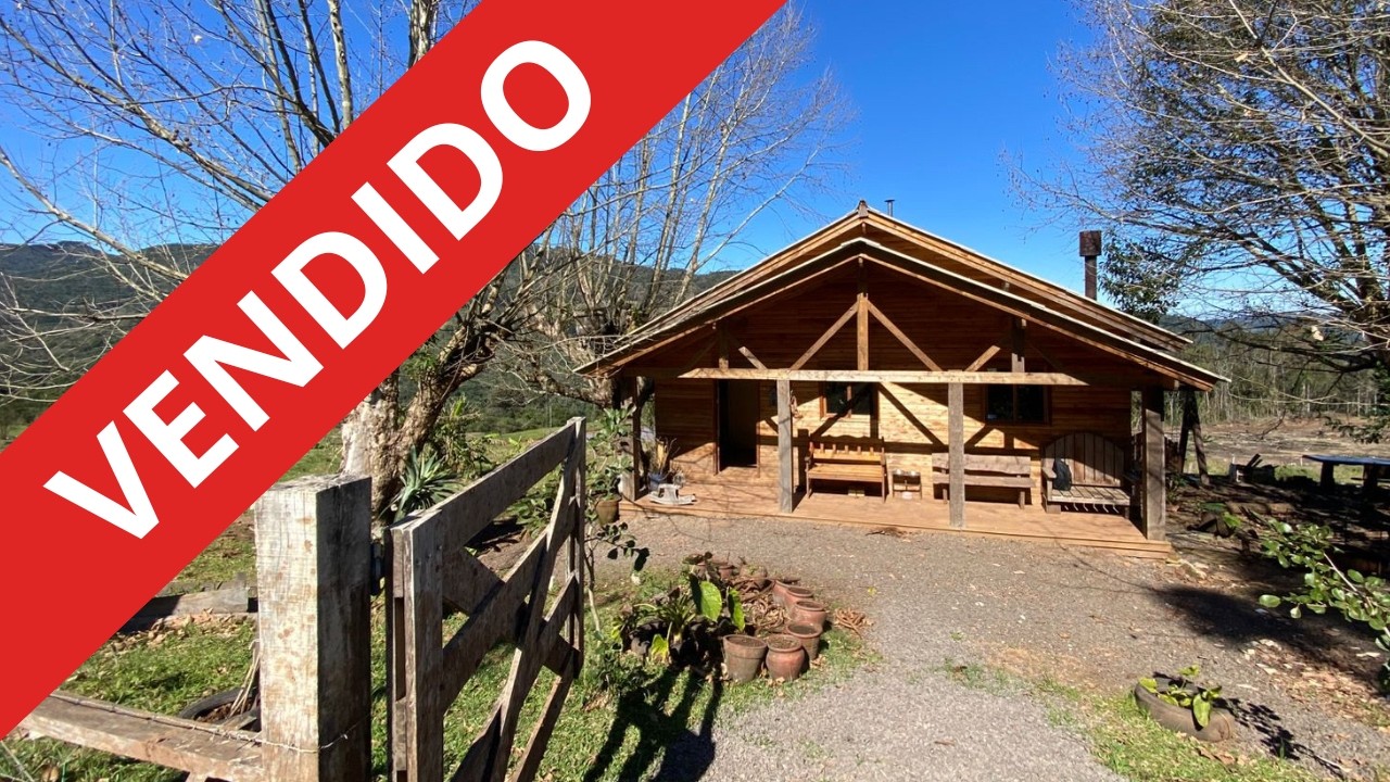 SÍTIO ACIMA DO VALE COM LINDO NASCER DO SOL COM 4 CASAS GALPÃO CHIQUEIRO R$ 679 MIL