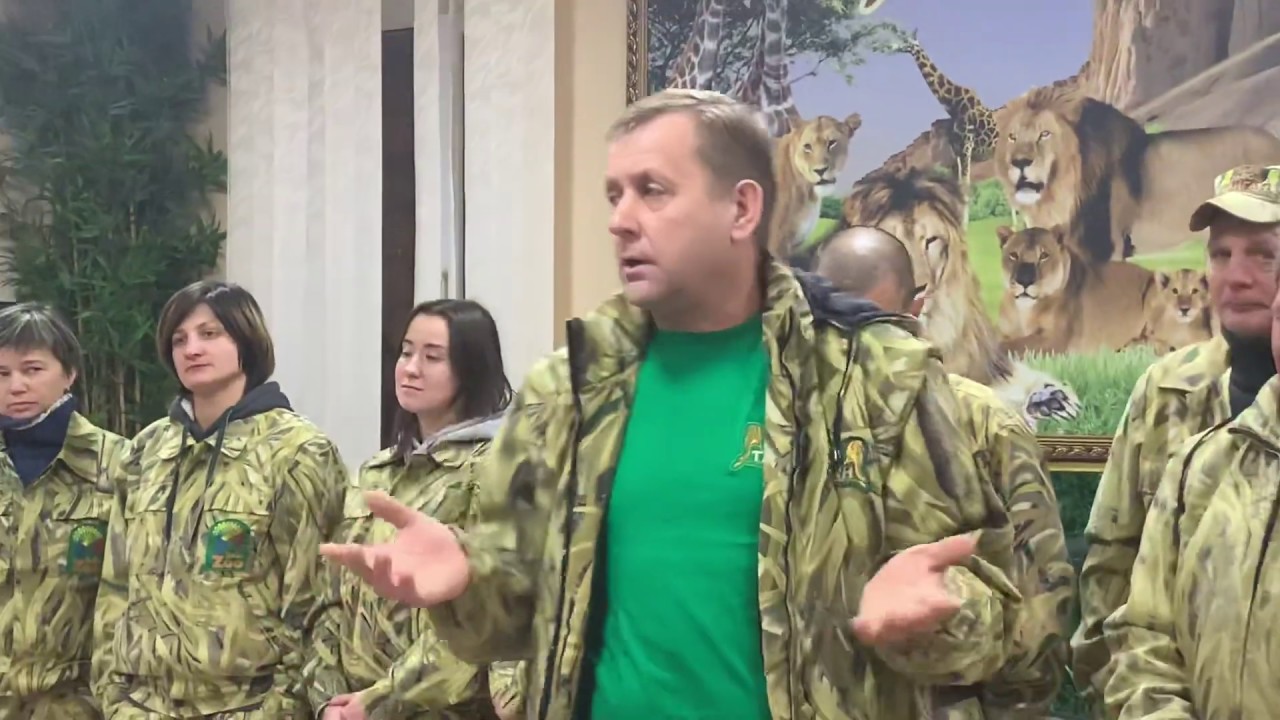 Вышел весь коллектив Тайгана и Сказки