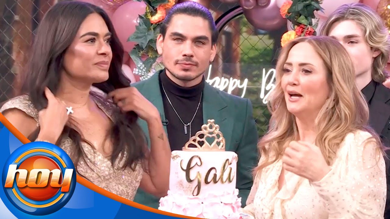 Galilea Montijo celebra su cumpleaños con vestido de ensueño y chambelanes | Programa Hoy