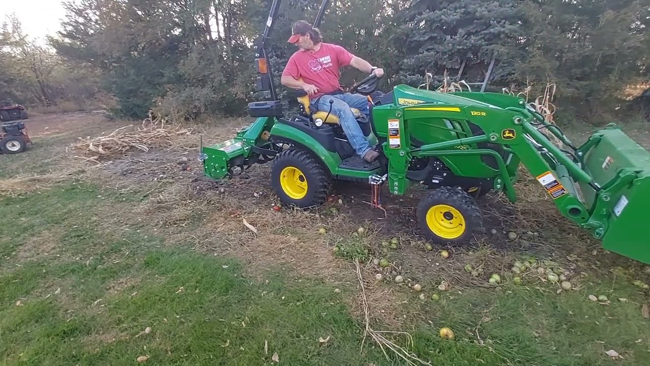 Tilling of the garden with the John Deere 1025R, starring Captain Prairie