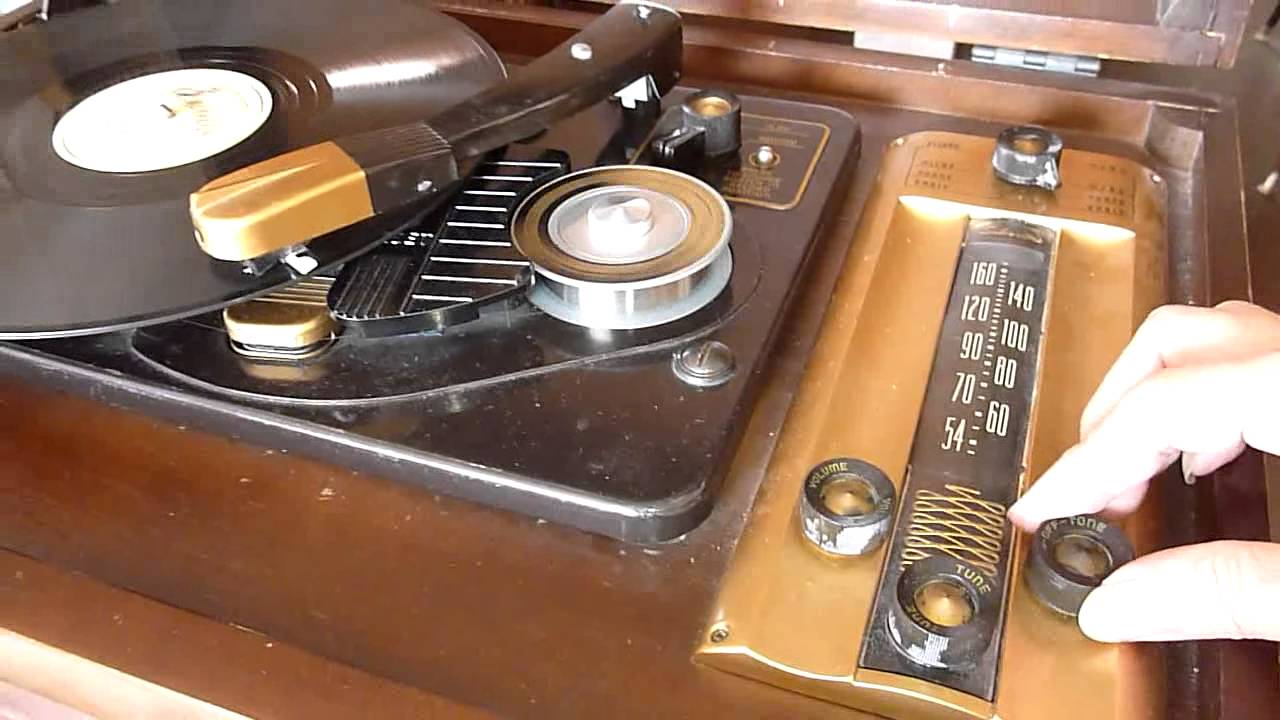 silvertone may hat 3 trong 1: bang thep - dia da - radio (tubes)