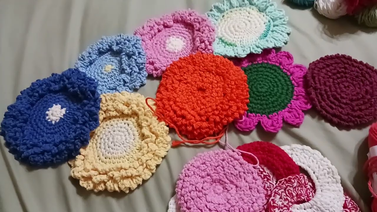 Crochet Cotton Flower Garden & still no pattern but taking Notes still. ohh my goodness