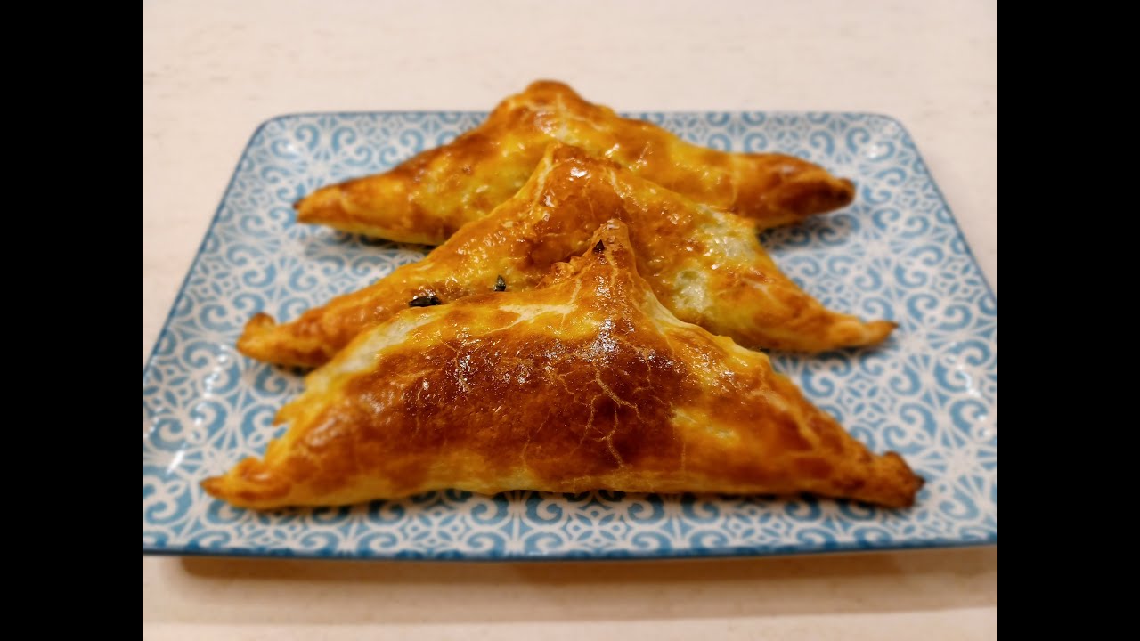 HOJALDRE CON ESPINACAS Y QUESO