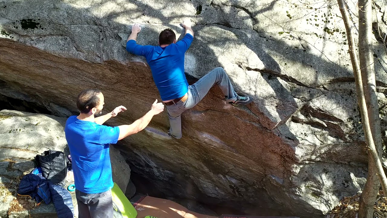 New Age (7a+) - Chironico [Juanmi]