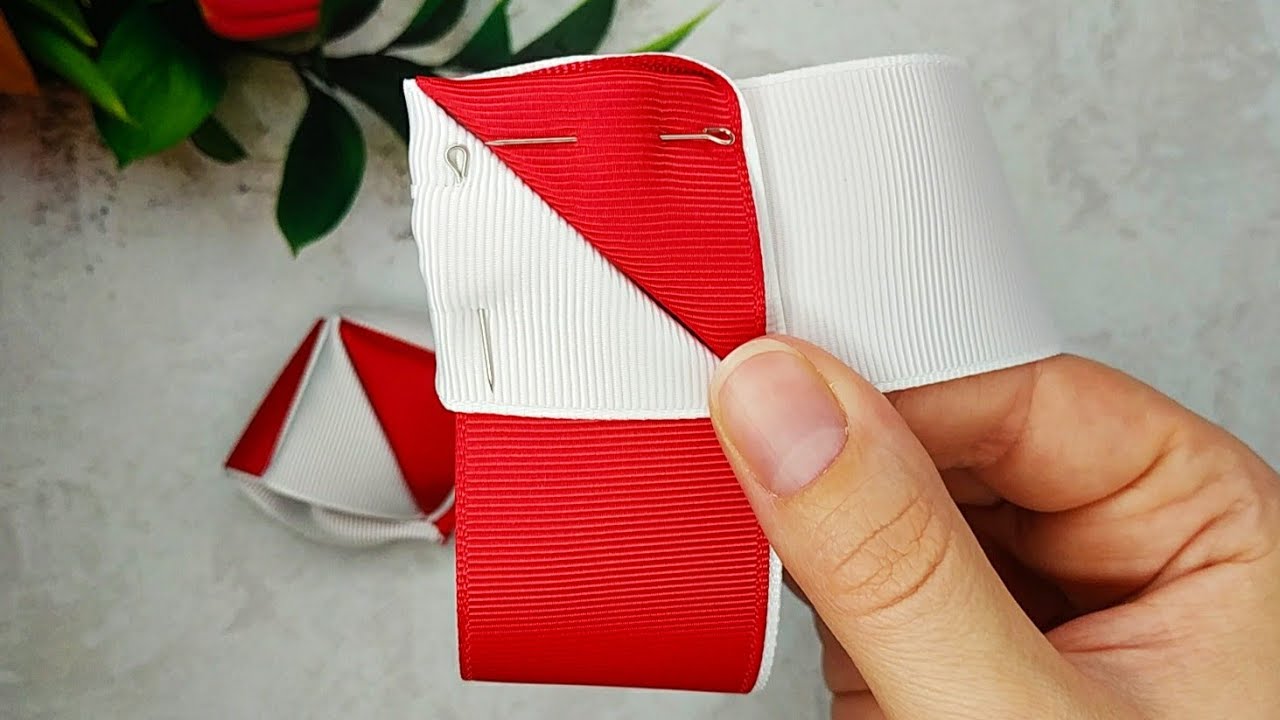 Everyone needs these HAIR BOWS - Most Beautiful Ribbon Bow - Hair Bows making DIY #1