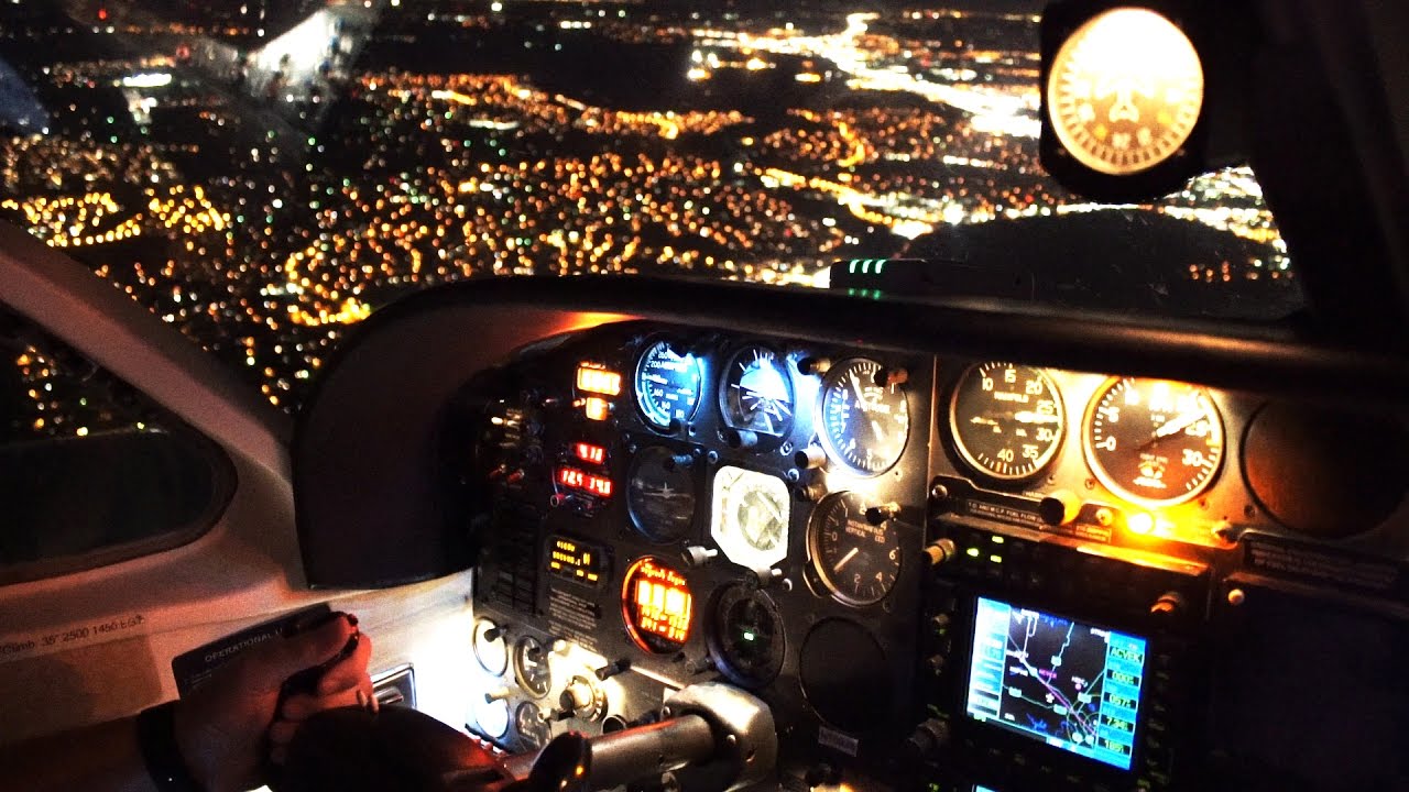 Flying a Private airplane at NIGHT!