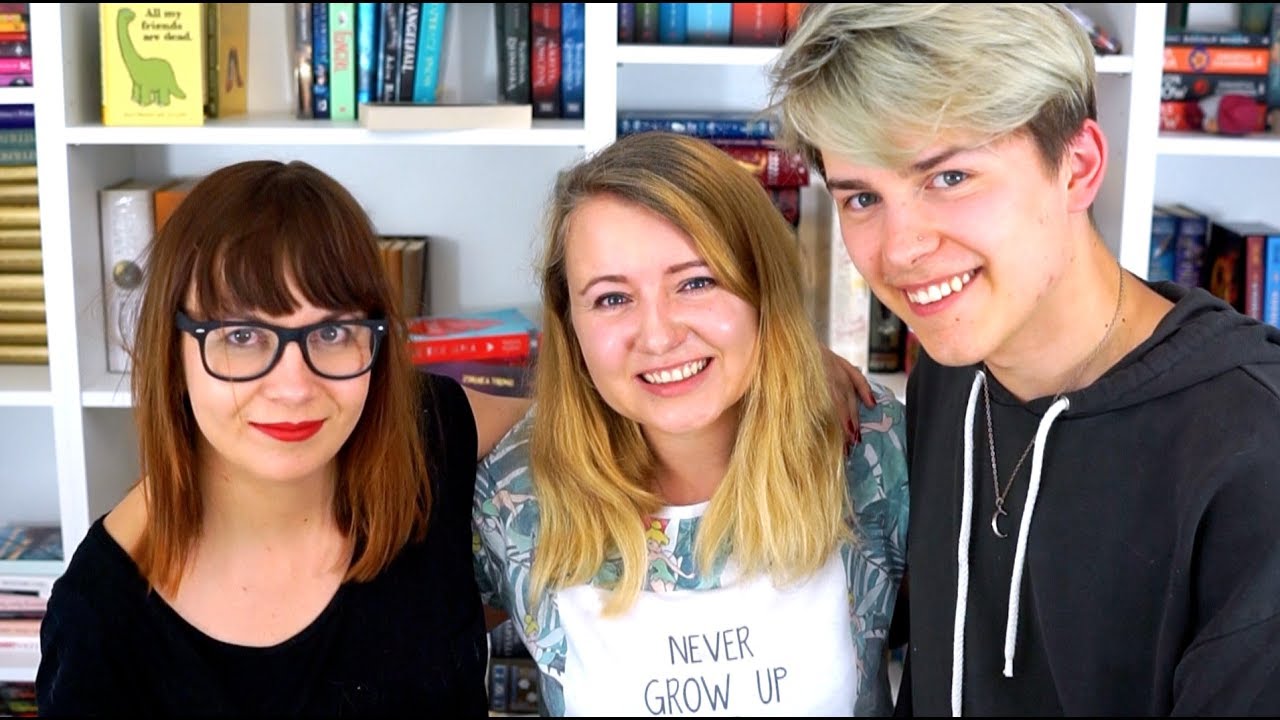 WIEŻA Z KSIĄŻEK! [feat. Book Reviews by Anita i Czytanie Moim Tlenem]