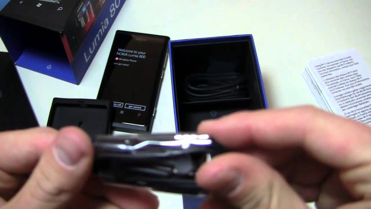 Nokia Lumia 800 Unboxing