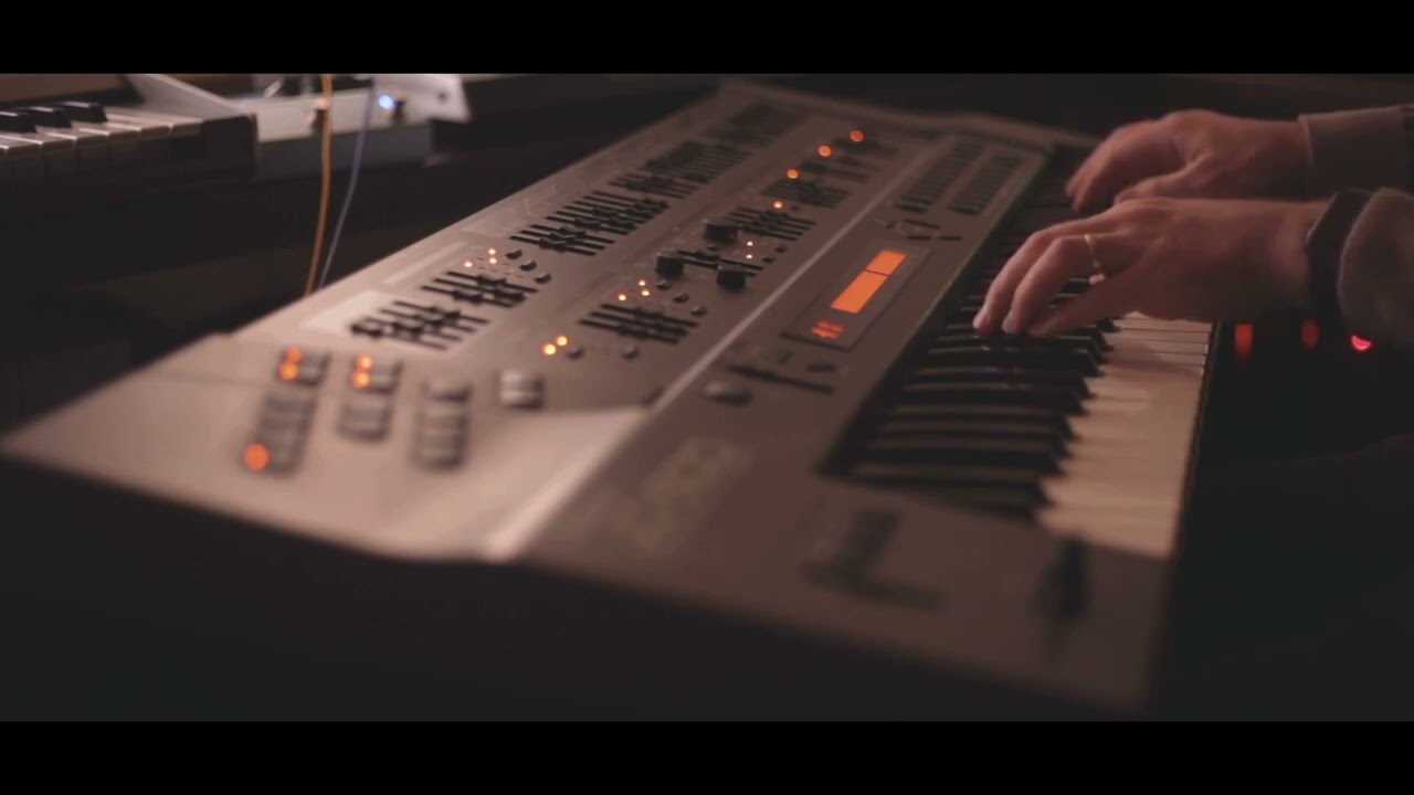 Separated | Roland JD-800 ambient soundscape improvisation