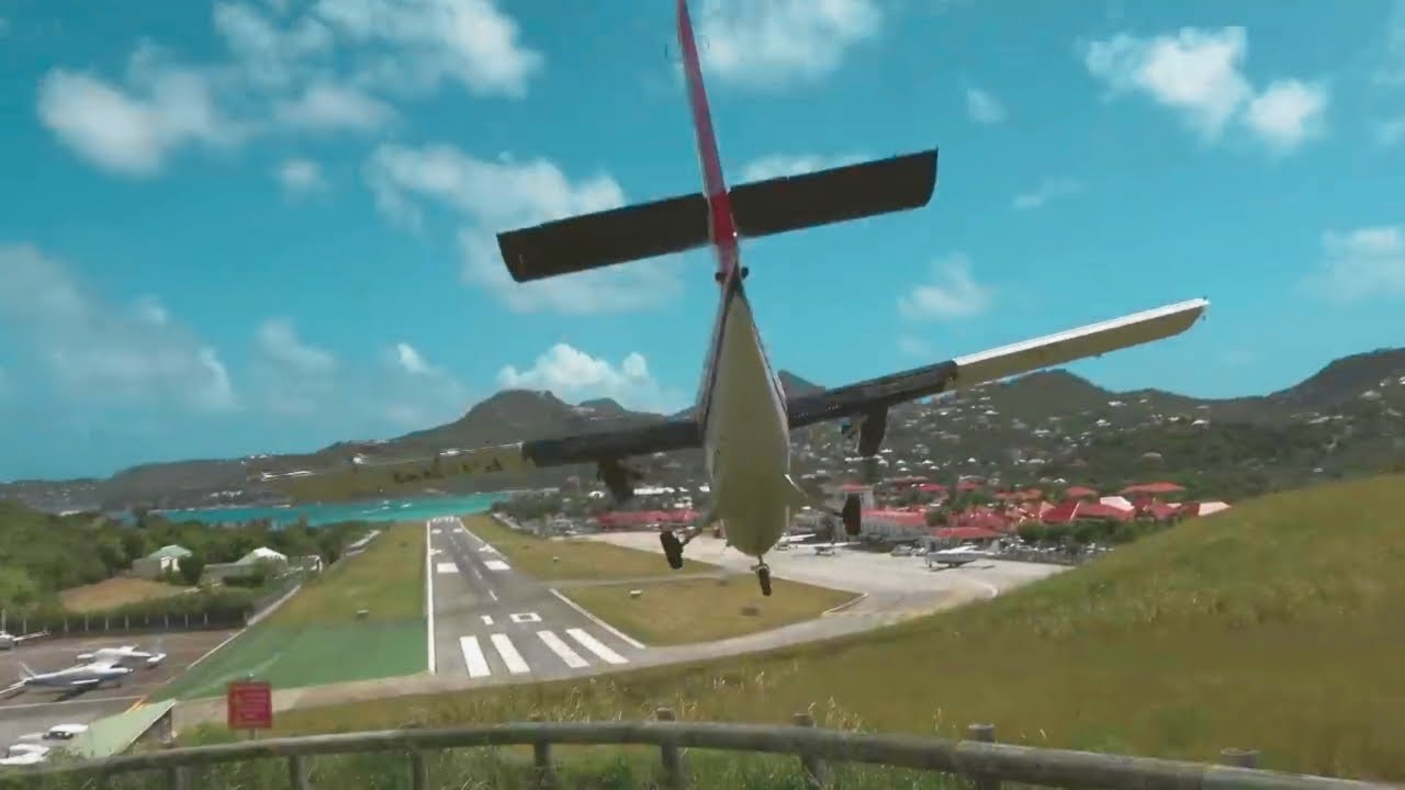 Plane NOSEDIVE Into Runway