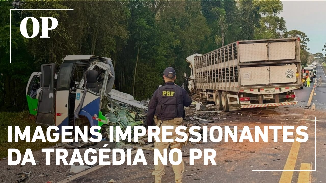 Veja imagens do acidente entre micro &ocirc;nibus e carreta que deixou 23 mortos no Paran&aacute;