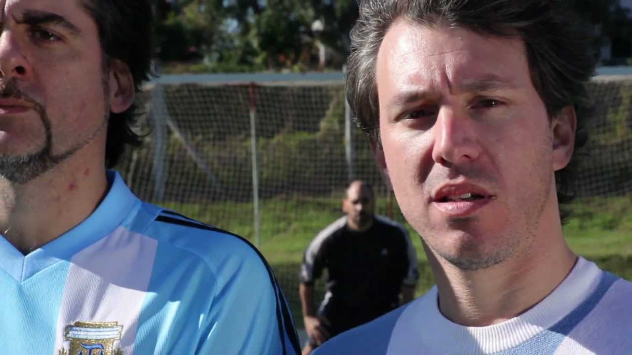 Canción Argentina Mundial 2010 - Un' Estate Italiana & Wavin Flag - Voxpop