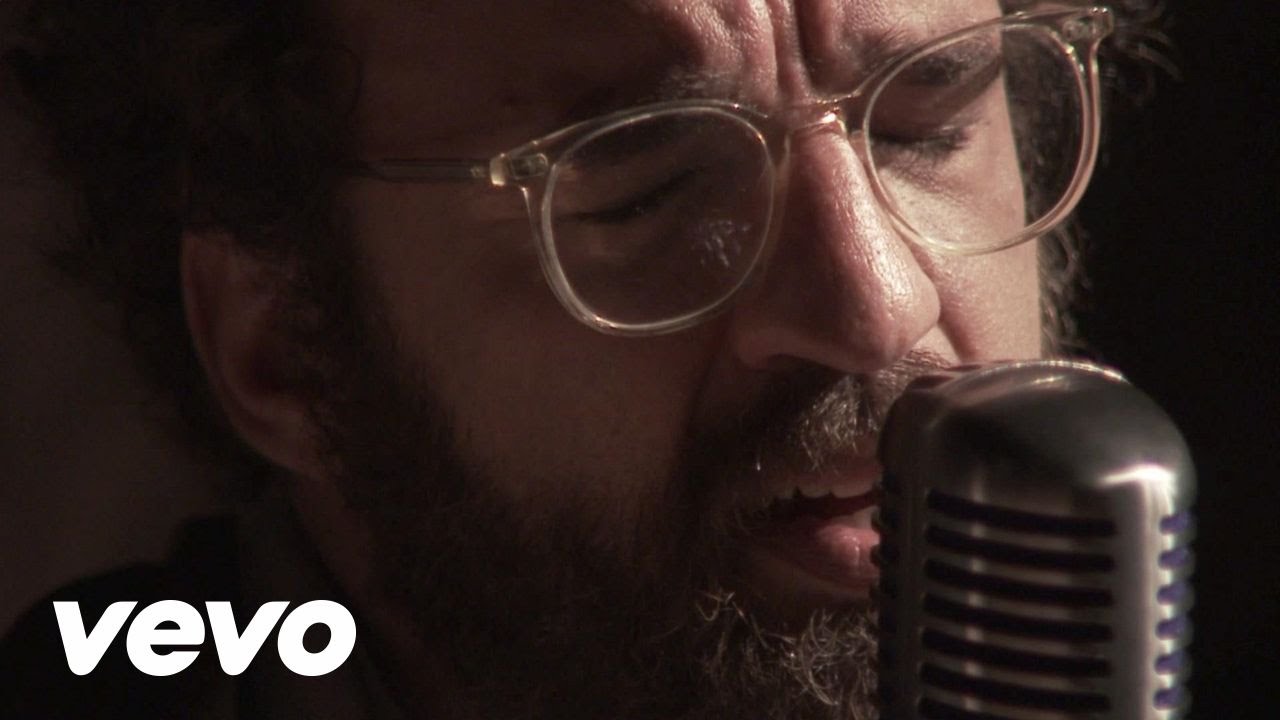 Marcelo Camelo - Luzes Da Cidade (Live at Teatro S&atilde;o Pedro - Porto Alegre - 2012)