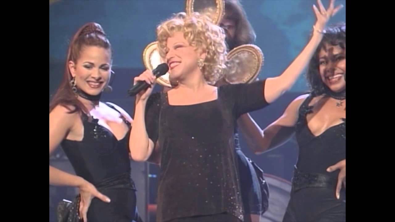 Bette Midler  - I Look Good (Official Music Video)