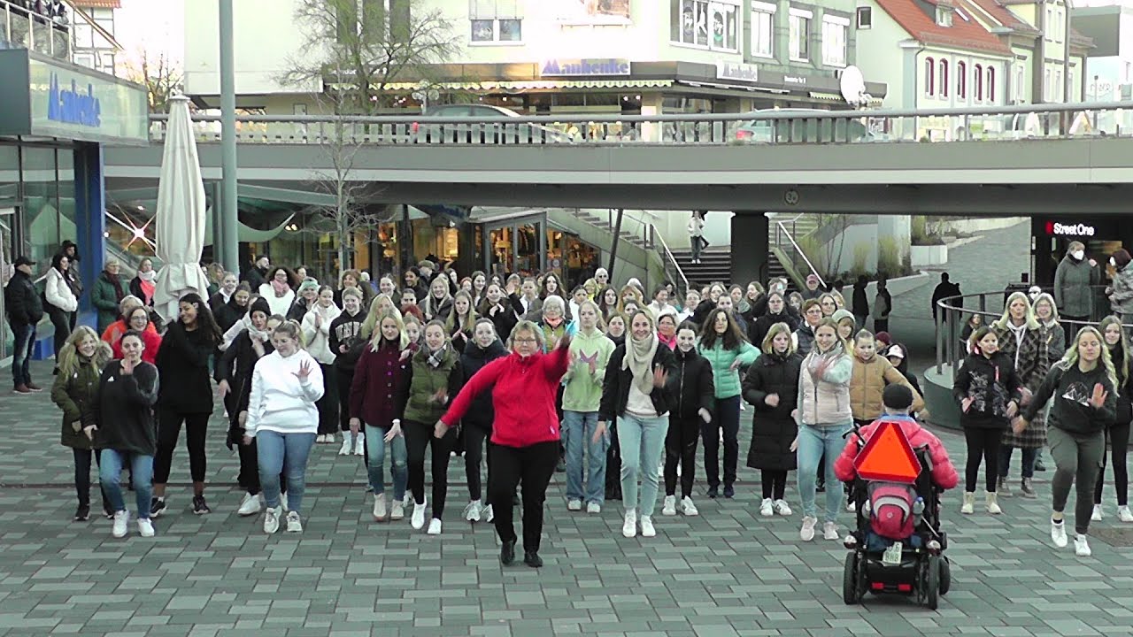 Keine Gewalt gegen Frauen   One Billion Rising Korbach