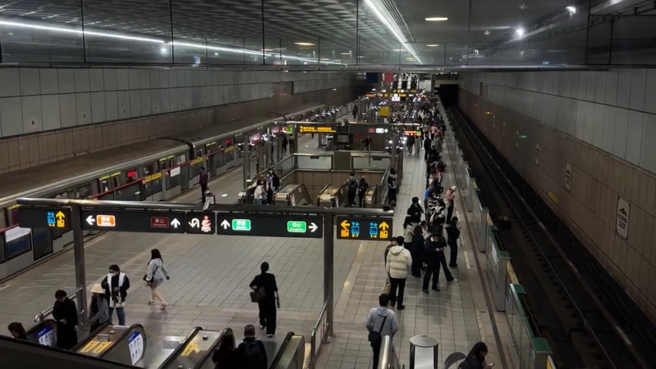 【接力失敗】台北捷運 R淡水信義線/G松山新店線 往R28淡水站/G19松山站進出R08/G10中正紀念堂站