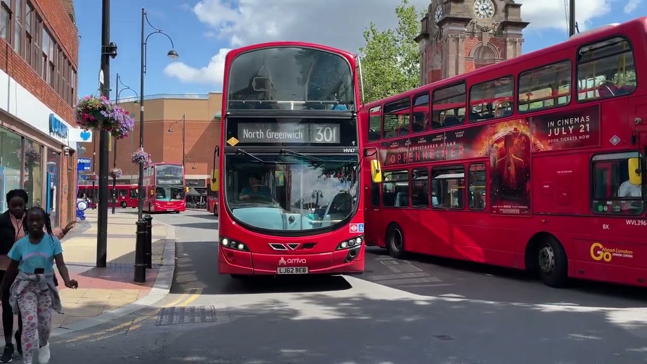 Blind Change on Arriva London North Volvo B5LH Wrightbus Gemini 2 HV47 (LJ62BEO) on Route 301