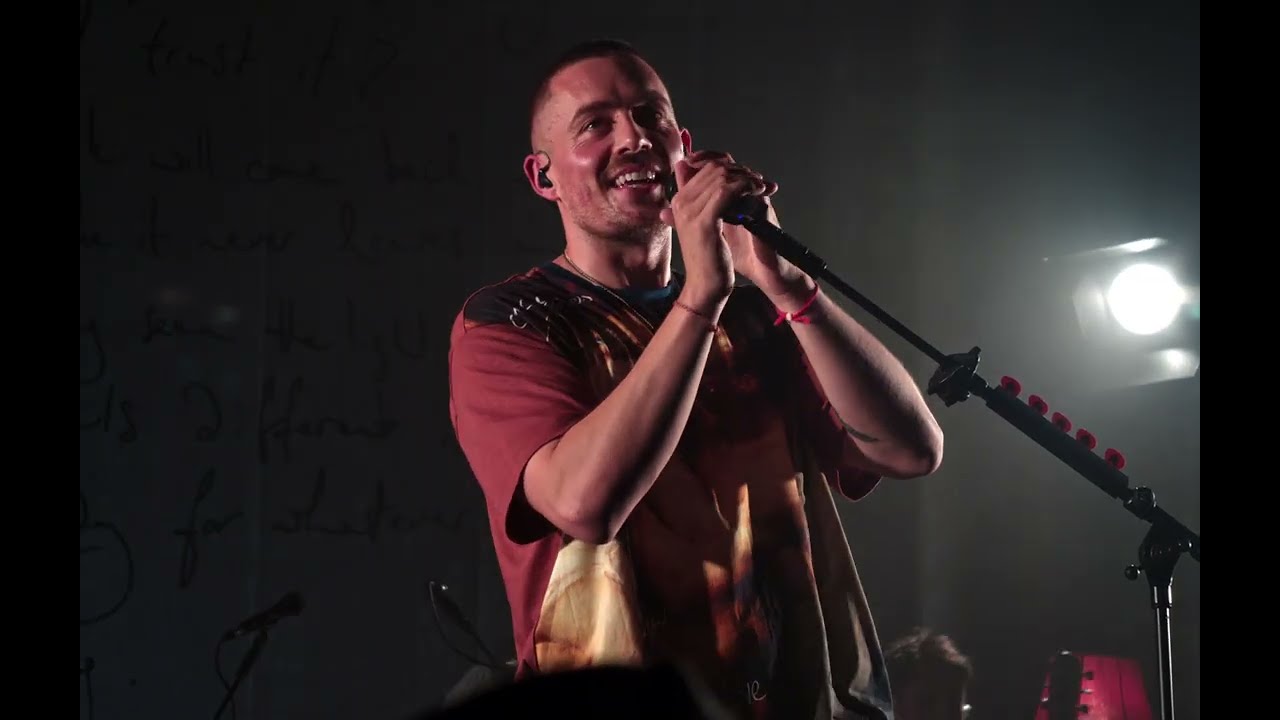 Dermot Kennedy A Promised Return Tour Debut Live in Paris 11.09.2025