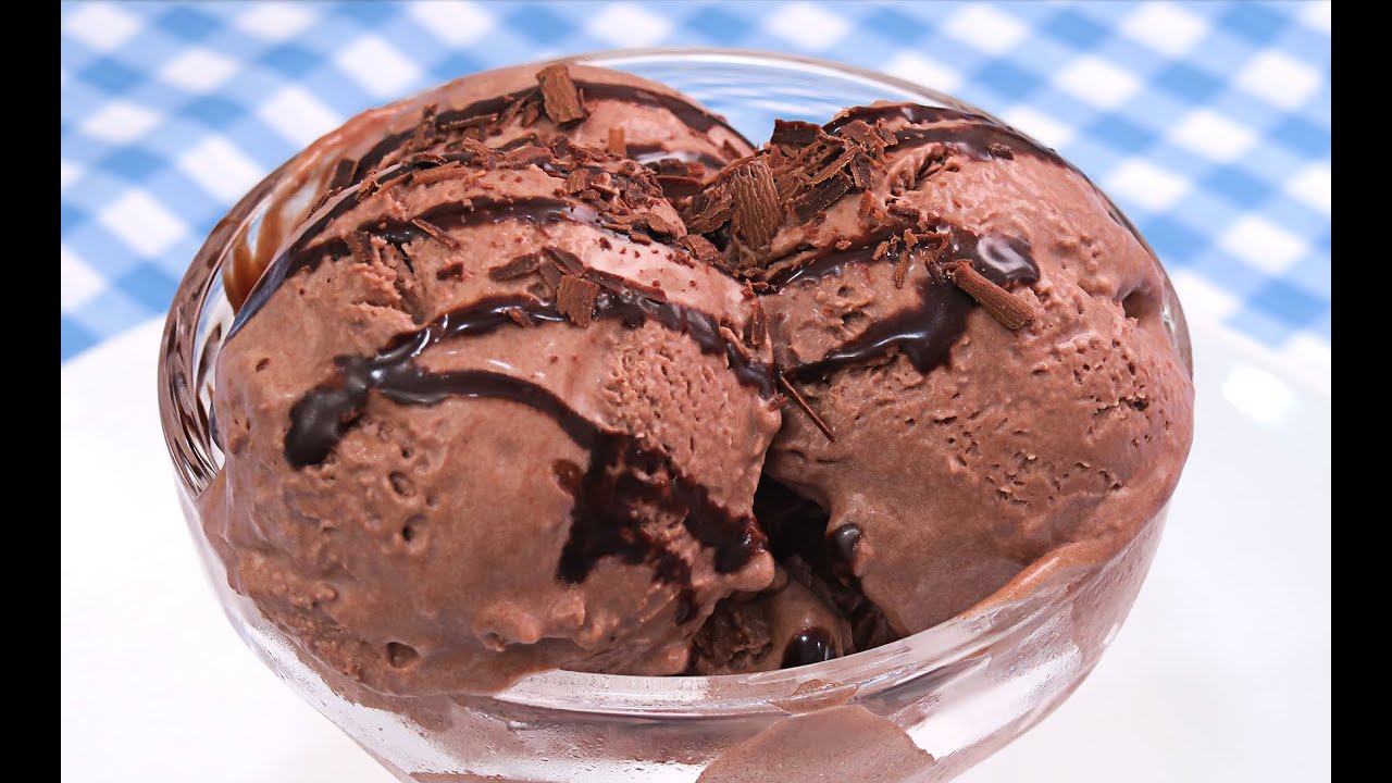 Helado de Chocolate fácil y delicioso | 4 Ingredientes y SIN máquina heladera!