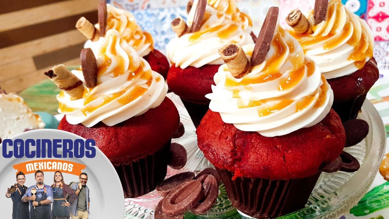 Receta: Mantecadas red velvet rellenas de cajeta | Cocineros Mexicanos