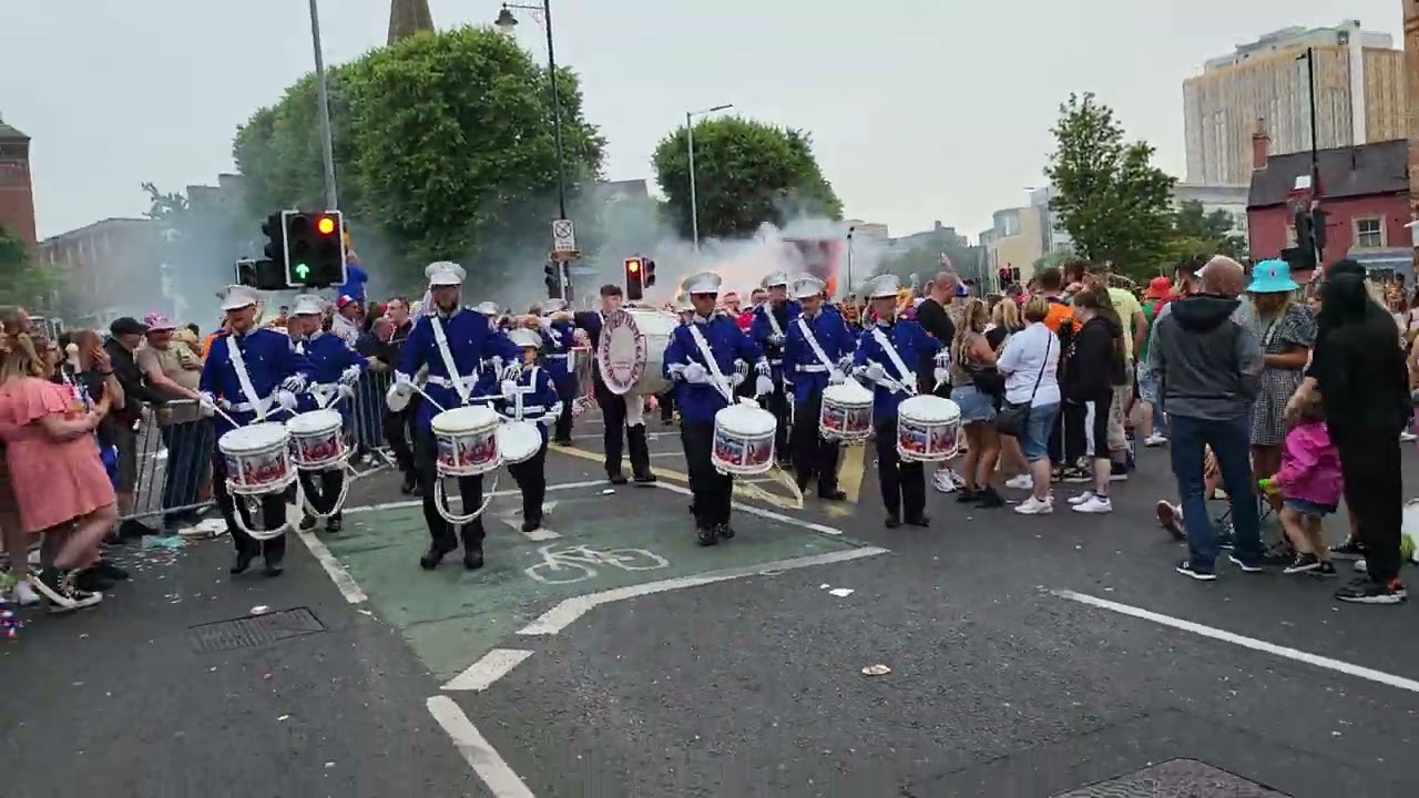 Ulster First Flute Band - UFFB - NO POPE IN ROME / ORANGE WINGS