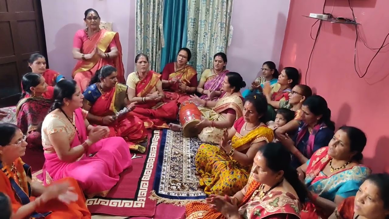 लाल ध्वजा वाली मेरी माता भवानी।।उत्तराखंड की नौ देवियों को समर्पित।।