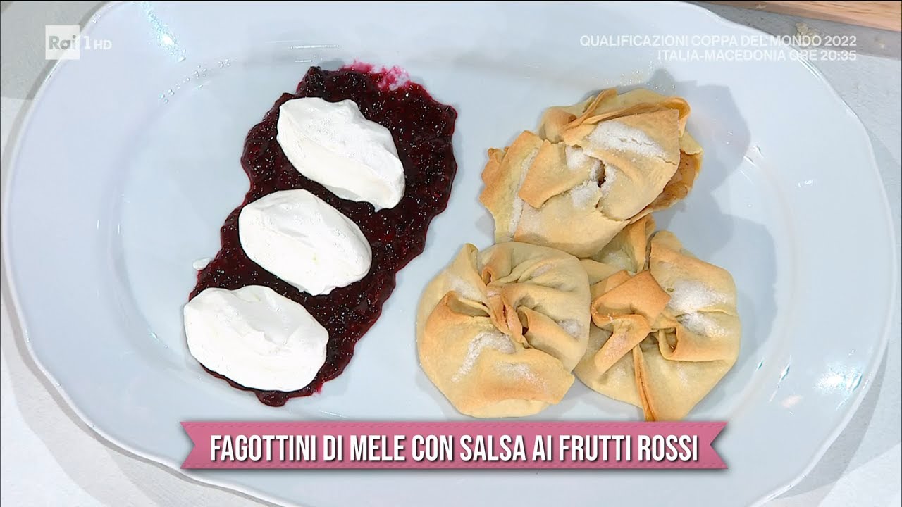 Fagottini di mele con salsa ai frutti rossi - È sempre mezzogiorno 24/03/2022