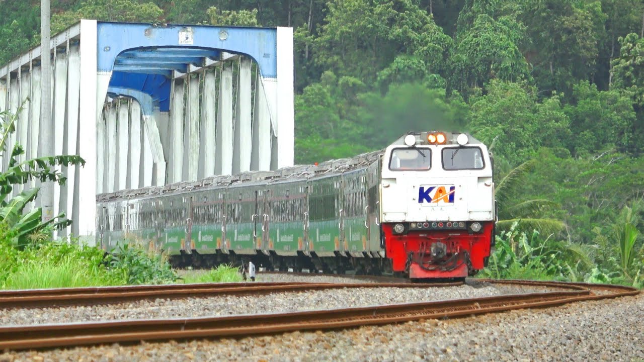 KERETA API PANJANG‼️ MENEMUKAN KERETA API ARGO WILIS TAKSAKA DAN ARGO DWIPANGGA