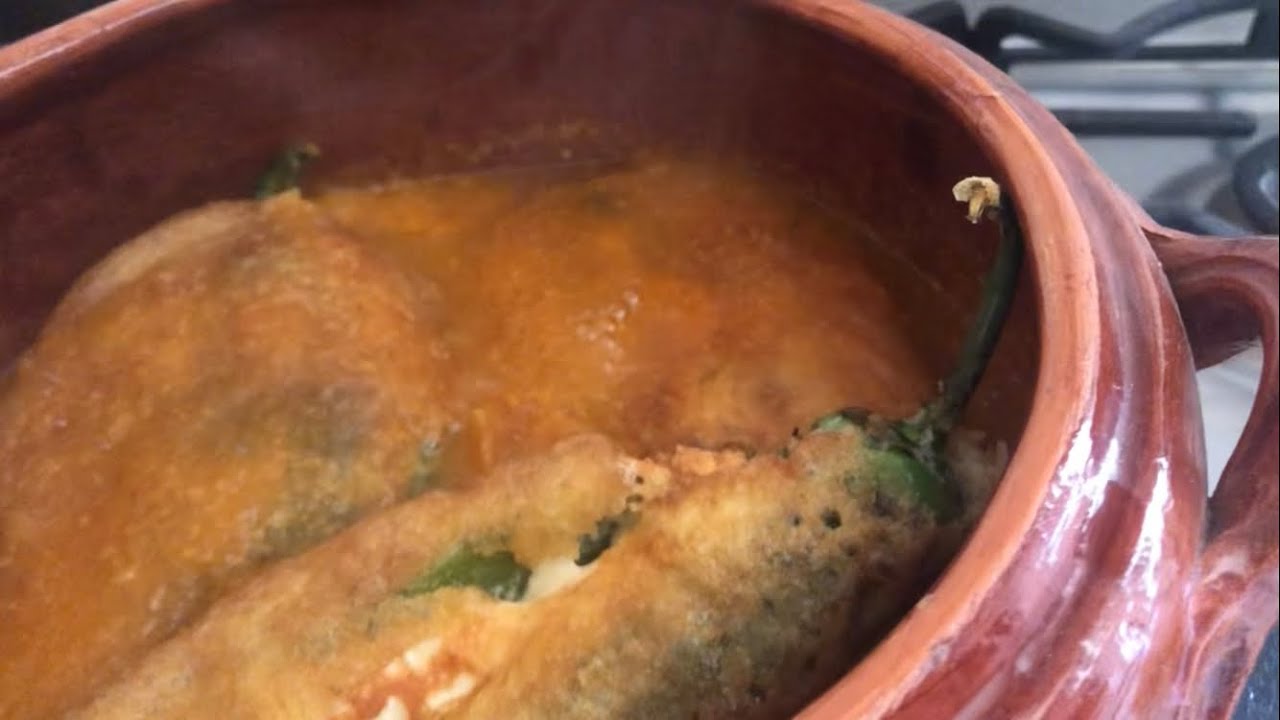 Preparando chiles rellenos de queso. #carneasada  #amadecasa #cocina