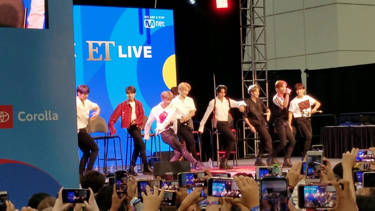 Stray Kids || Song Highlights at KCON STAGE 2019 LA